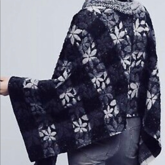 Anthropologie Wintertide reversible poncho - Picture 2 of 4